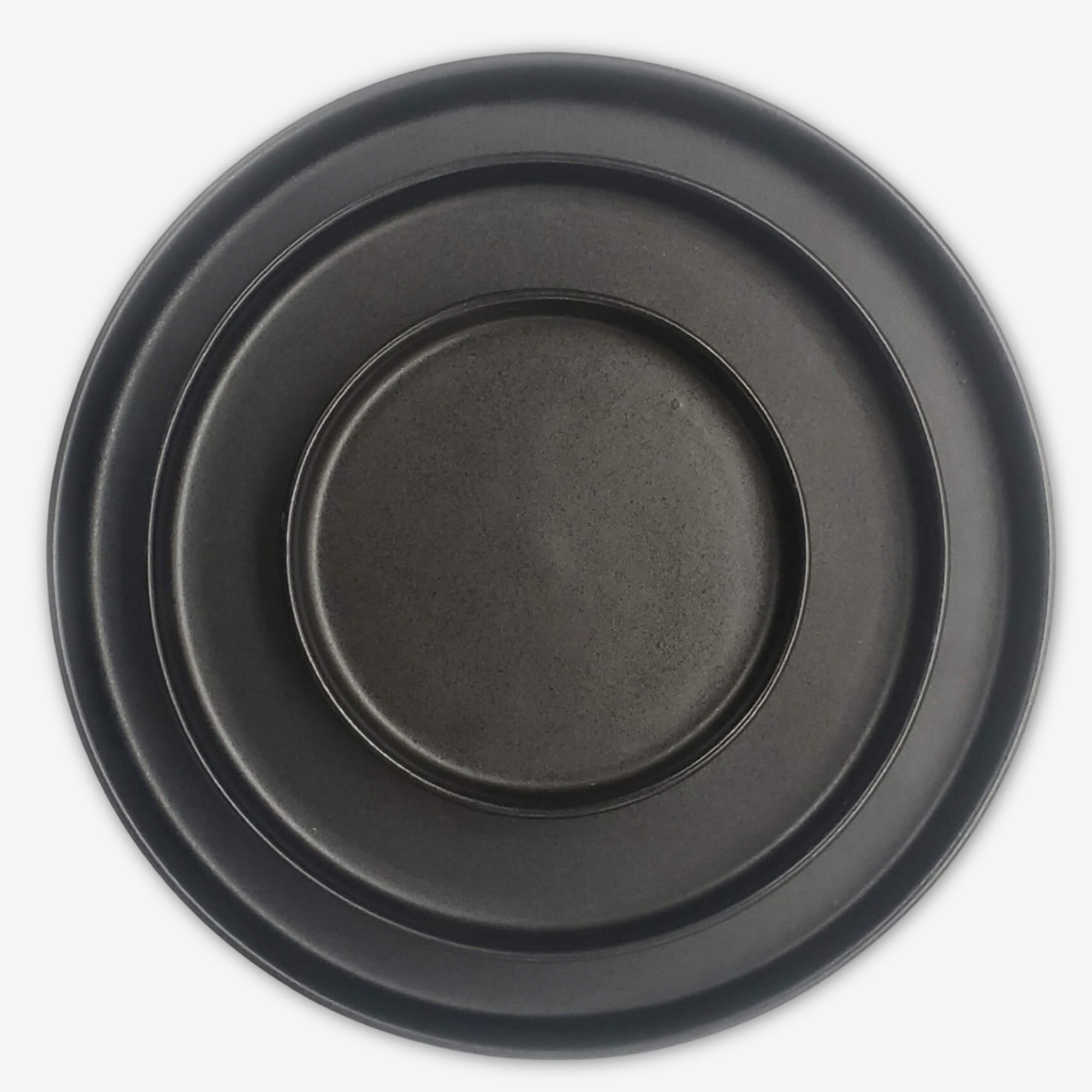 Nomada Black Dinnerware Collection